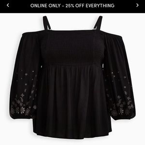 NWT Size 1 Torrid Black blouse